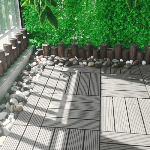 WPC dlaždica zacvakávacia 30×30 cm sivá