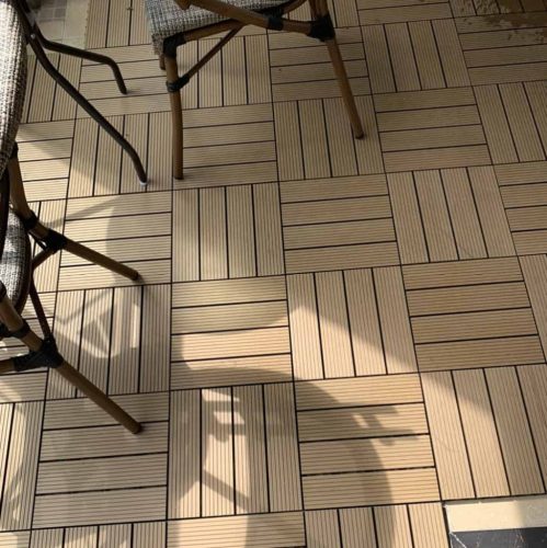 WPC dlaždica zacvakávacia 30×30 cm teak