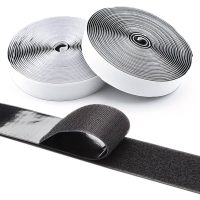 Samolepiaci suchý zips