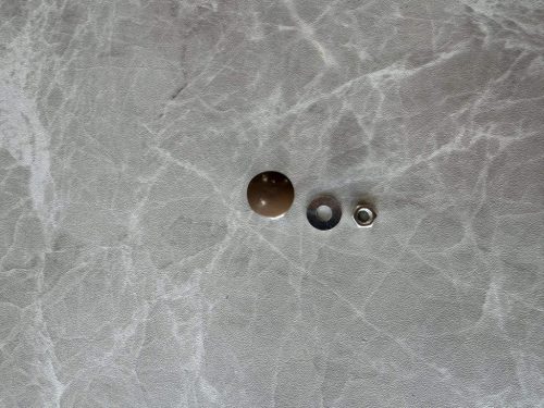 WPC kerítés kapupánt csavar 6x50mm sötétszürke