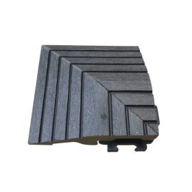 WPC rohový diel sivý